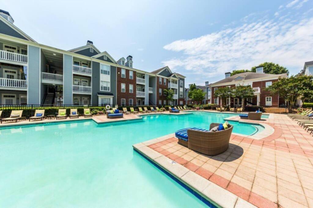 Apartamento Heartbeat Of Atl- Gated Community, Pool, Gym, And Much More! Atlanta Exterior foto